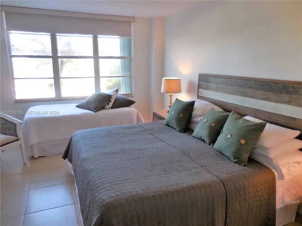 5151 Collins Ave #519 Miami Beach, FL 33140