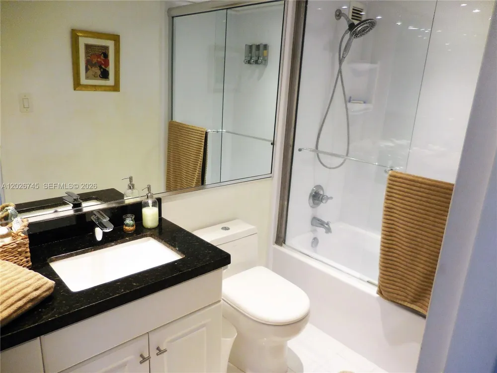 5151 Collins Ave #519 Miami Beach, FL 33140
