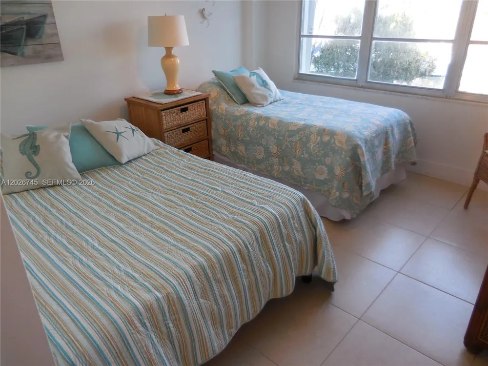 5151 Collins Ave #519 Miami Beach, FL 33140