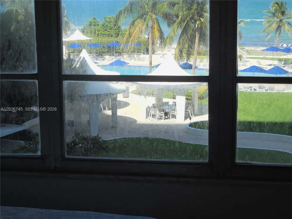 5151 Collins Ave #519 Miami Beach, FL 33140
