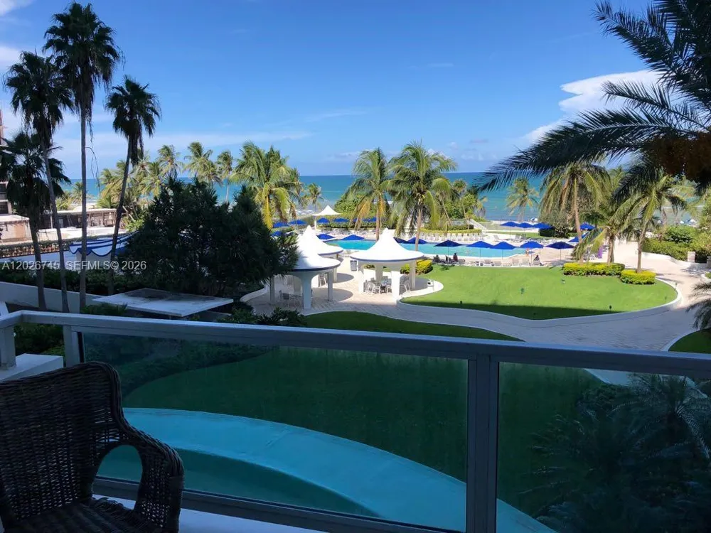 5151 Collins Ave #519 Miami Beach, FL 33140