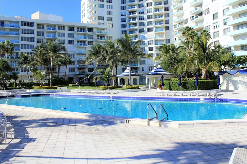 5151 Collins Ave #519 Miami Beach, FL 33140