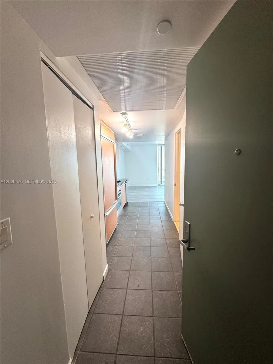 50 Biscayne Blvd #3303 Miami, FL 33132