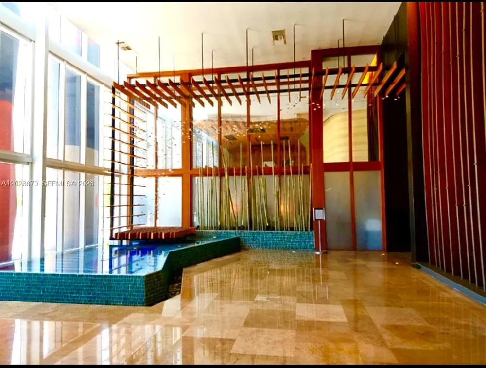50 Biscayne Blvd #3303 Miami, FL 33132