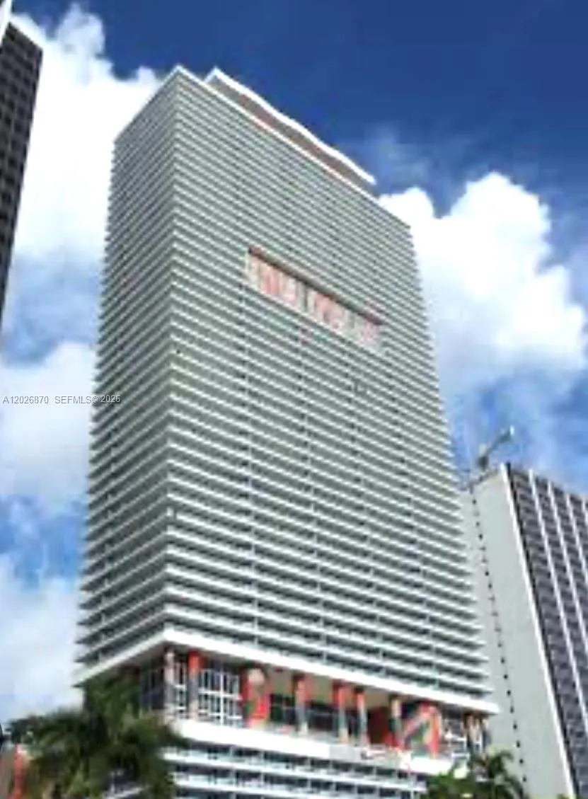 50 Biscayne Blvd #3303 Miami, FL 33132