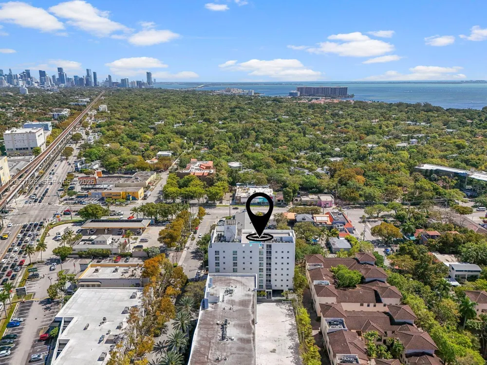 2740 SW 28th Ter #508 Miami, FL 33133