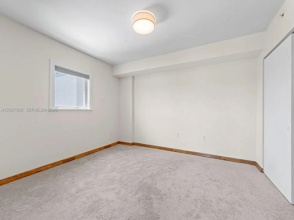 2740 SW 28th Ter #508 Miami, FL 33133