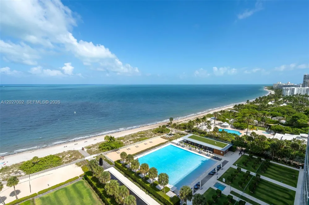 350 Ocean Dr #LPH2N Key Biscayne, FL 33149