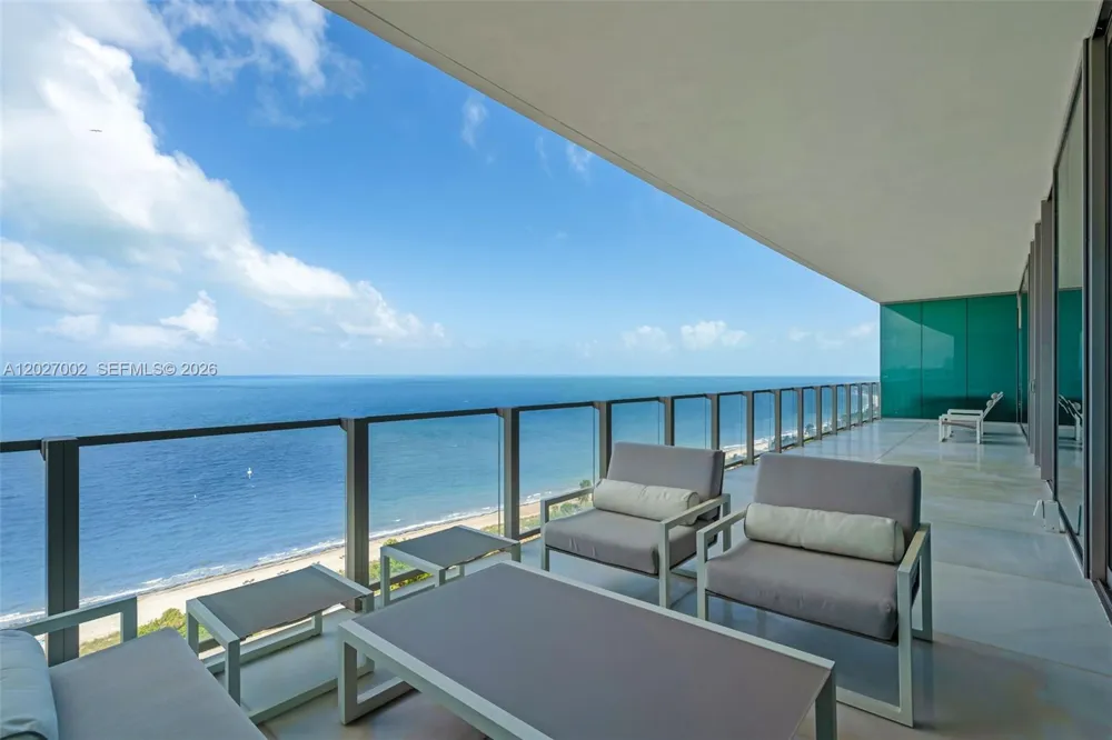 350 Ocean Dr #LPH2N Key Biscayne, FL 33149