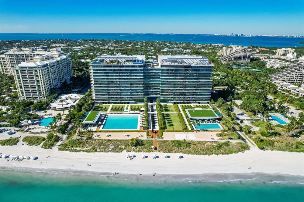 350 Ocean Dr #LPH2N Key Biscayne, FL 33149