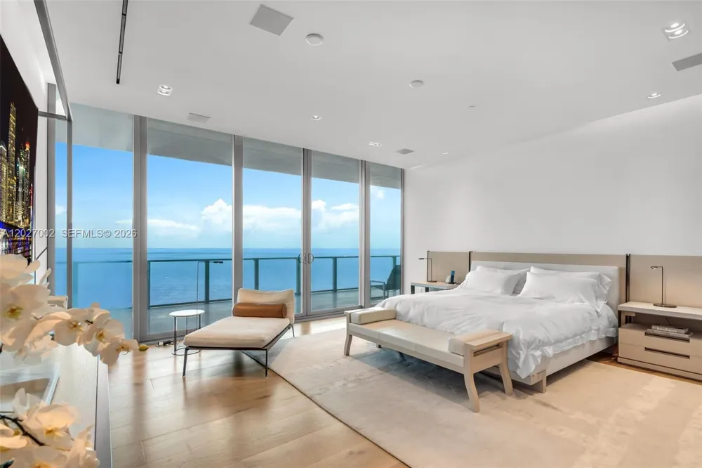 350 Ocean Dr #LPH2N Key Biscayne, FL 33149