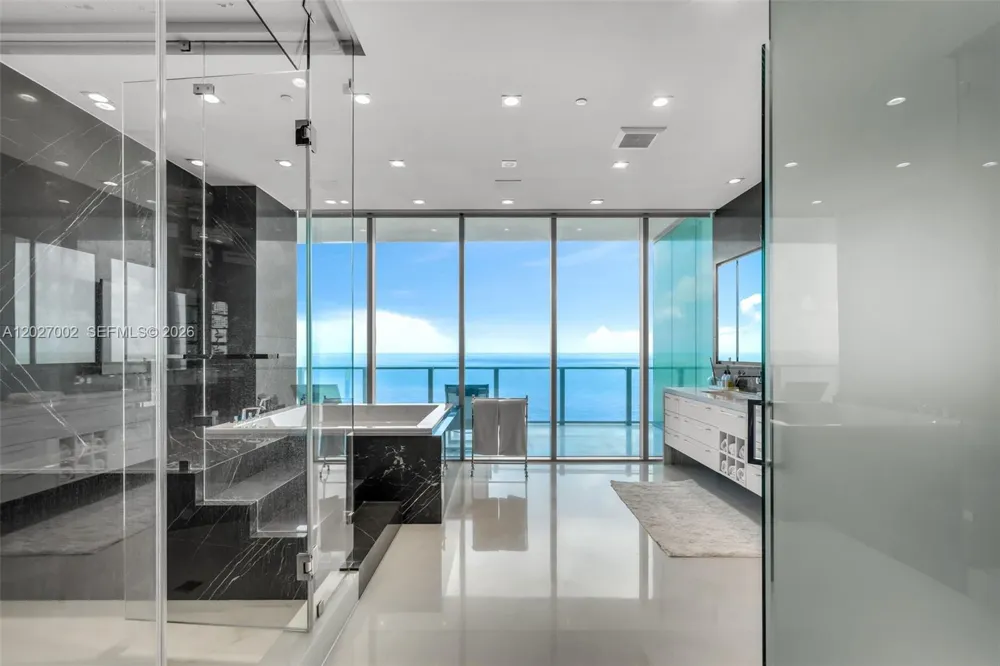 350 Ocean Dr #LPH2N Key Biscayne, FL 33149