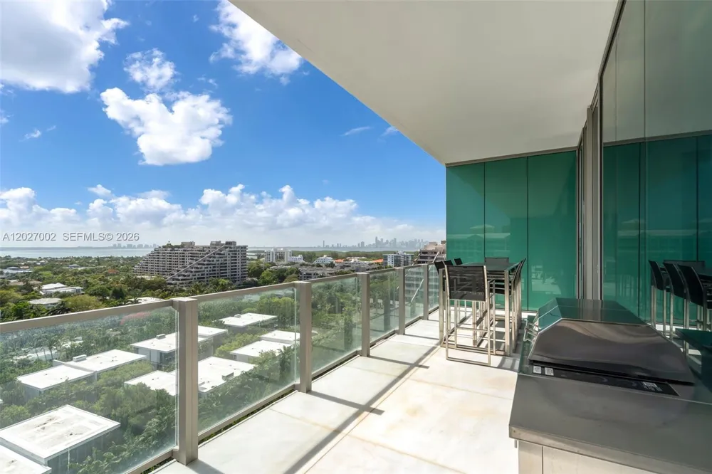350 Ocean Dr #LPH2N Key Biscayne, FL 33149