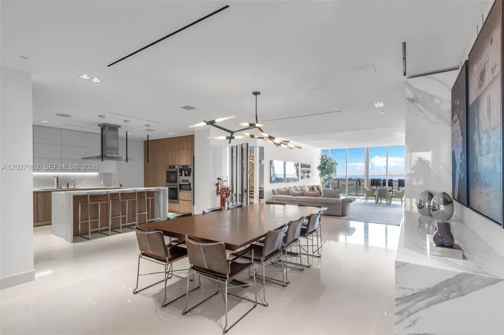350 Ocean Dr #LPH2N Key Biscayne, FL 33149