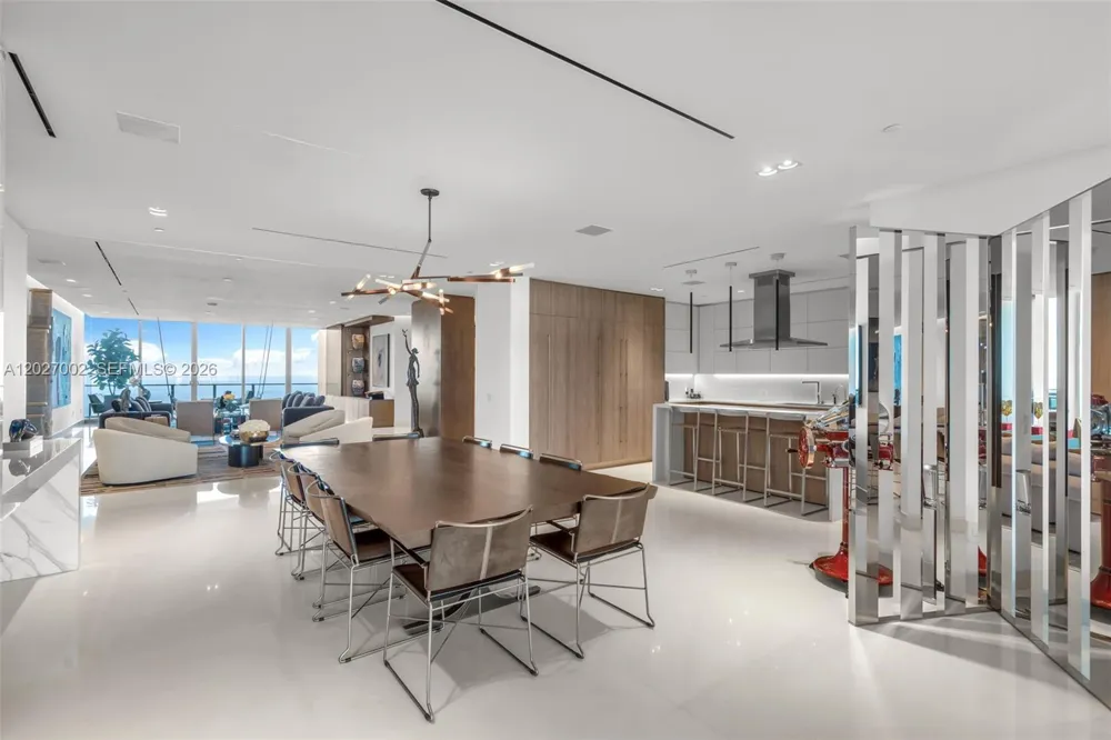 350 Ocean Dr #LPH2N Key Biscayne, FL 33149