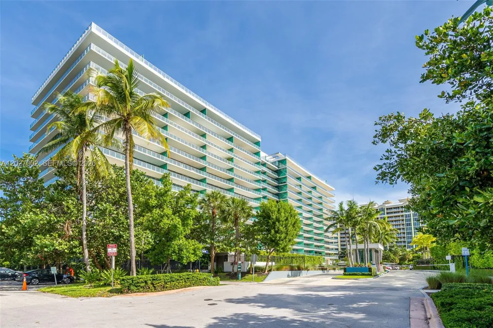 350 Ocean Dr #LPH2N Key Biscayne, FL 33149