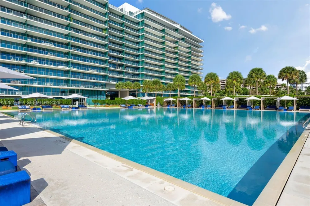 350 Ocean Dr #LPH2N Key Biscayne, FL 33149