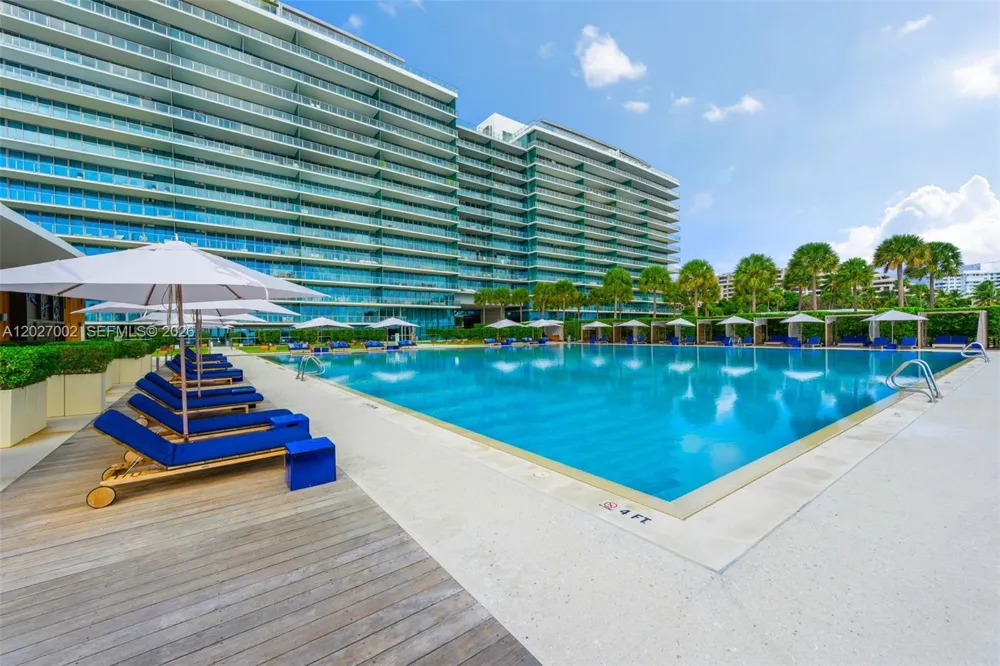 350 Ocean Dr #LPH2N Key Biscayne, FL 33149