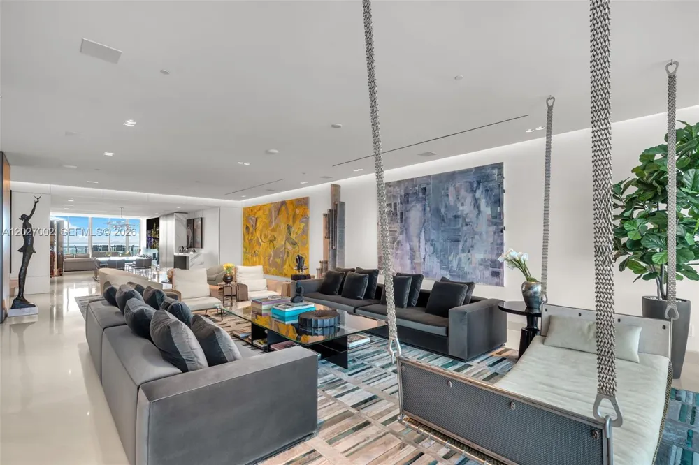 350 Ocean Dr #LPH2N Key Biscayne, FL 33149