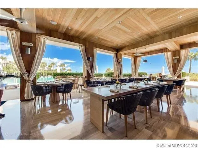 350 Ocean Dr #LPH2N Key Biscayne, FL 33149