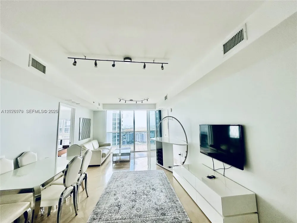 18201 Collins Ave #5307 Sunny Isles Beach, FL 33160