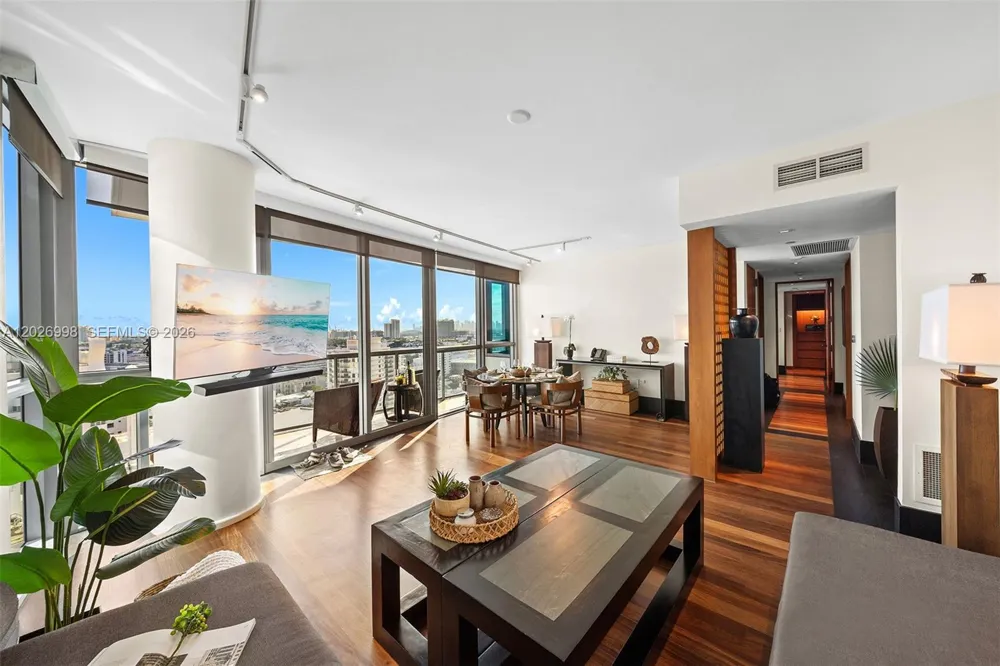 101 20th St #2404 Miami Beach, FL 33139