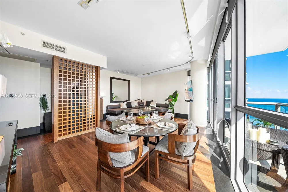 101 20th St #2404 Miami Beach, FL 33139
