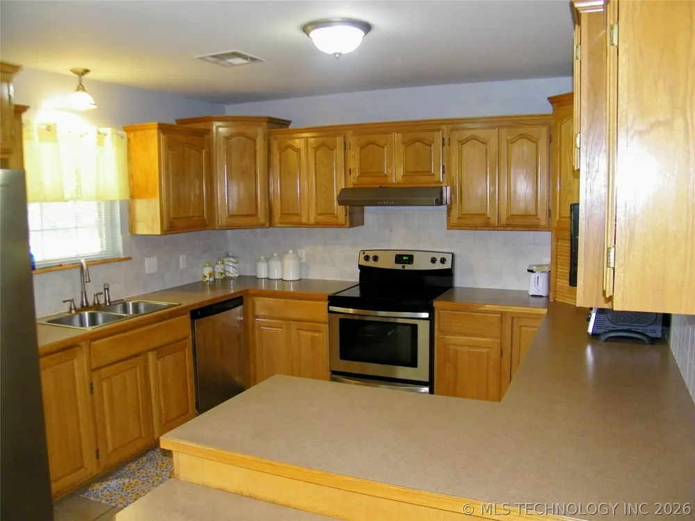 405362 E 1235 ROAD Eufaula, OK 74432