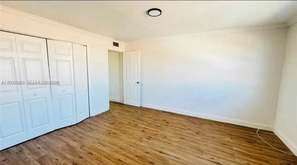 11195 SW 1st St #319 Sweetwater, FL 33174