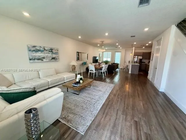 Address Not Shown Doral, FL 33178