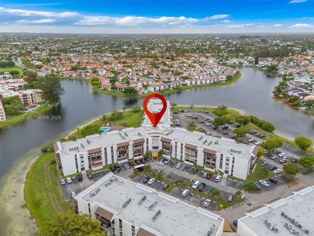 1350 SW 122nd Ave #415 Miami, FL 33184