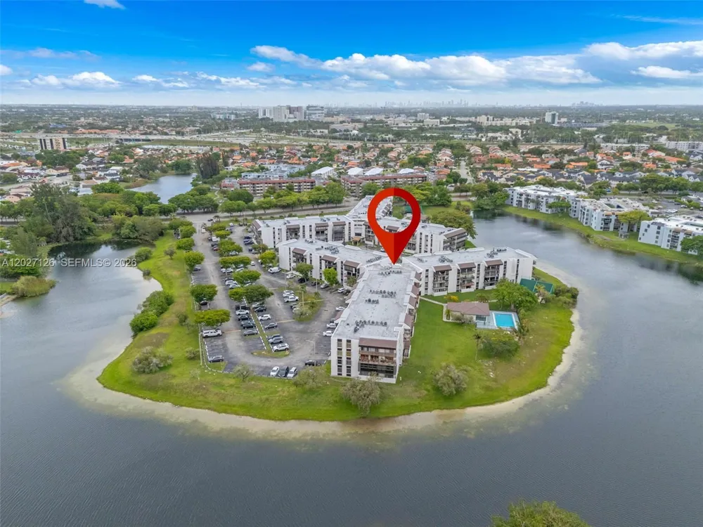 1350 SW 122nd Ave #415 Miami, FL 33184