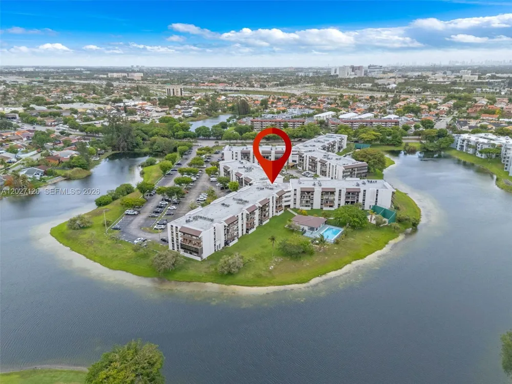 1350 SW 122nd Ave #415 Miami, FL 33184