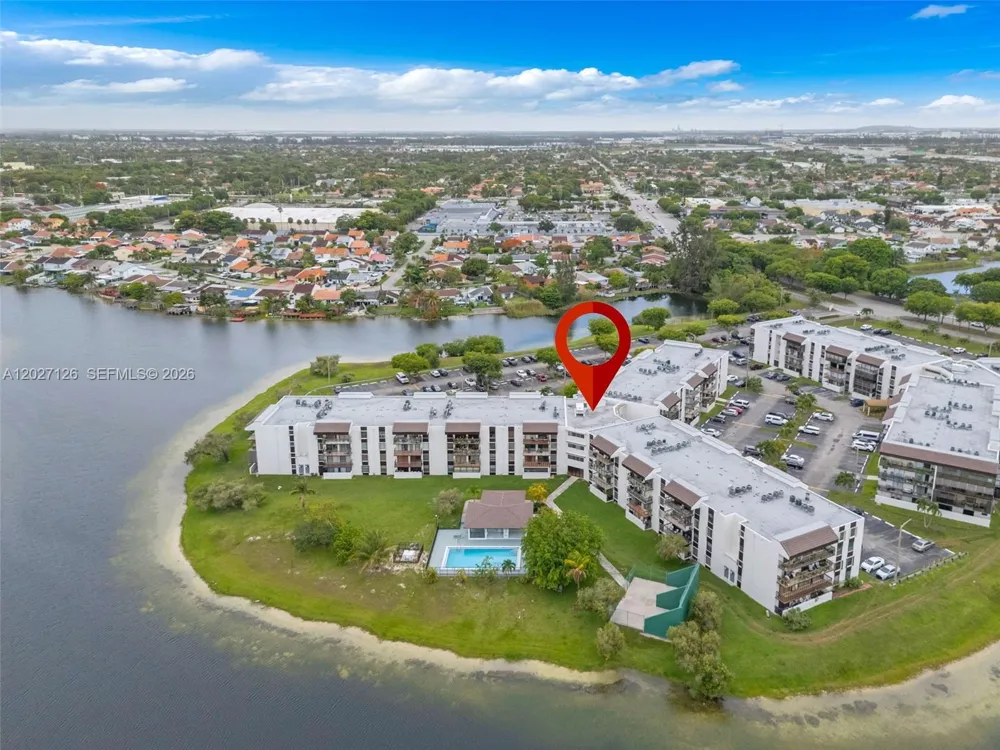 1350 SW 122nd Ave #415 Miami, FL 33184