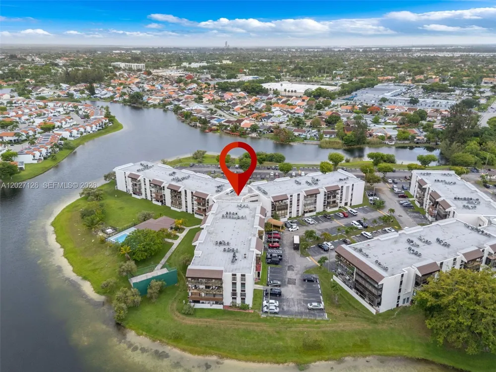 1350 SW 122nd Ave #415 Miami, FL 33184