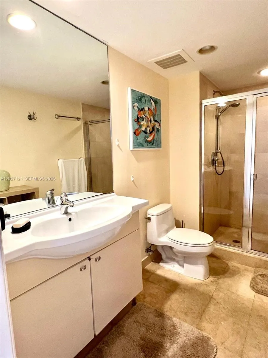 1830 S Ocean Dr #1812 Hallandale Beach, FL 33009