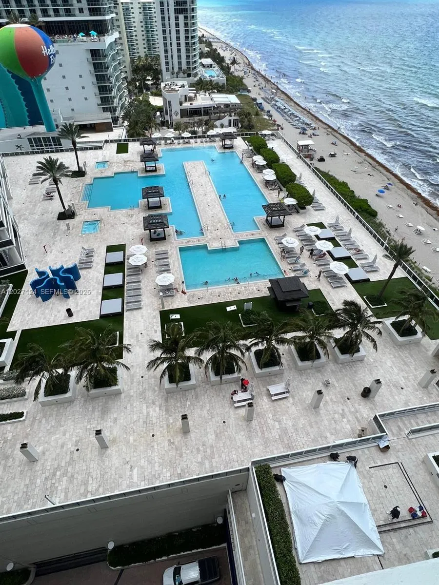 1830 S Ocean Dr #1812 Hallandale Beach, FL 33009