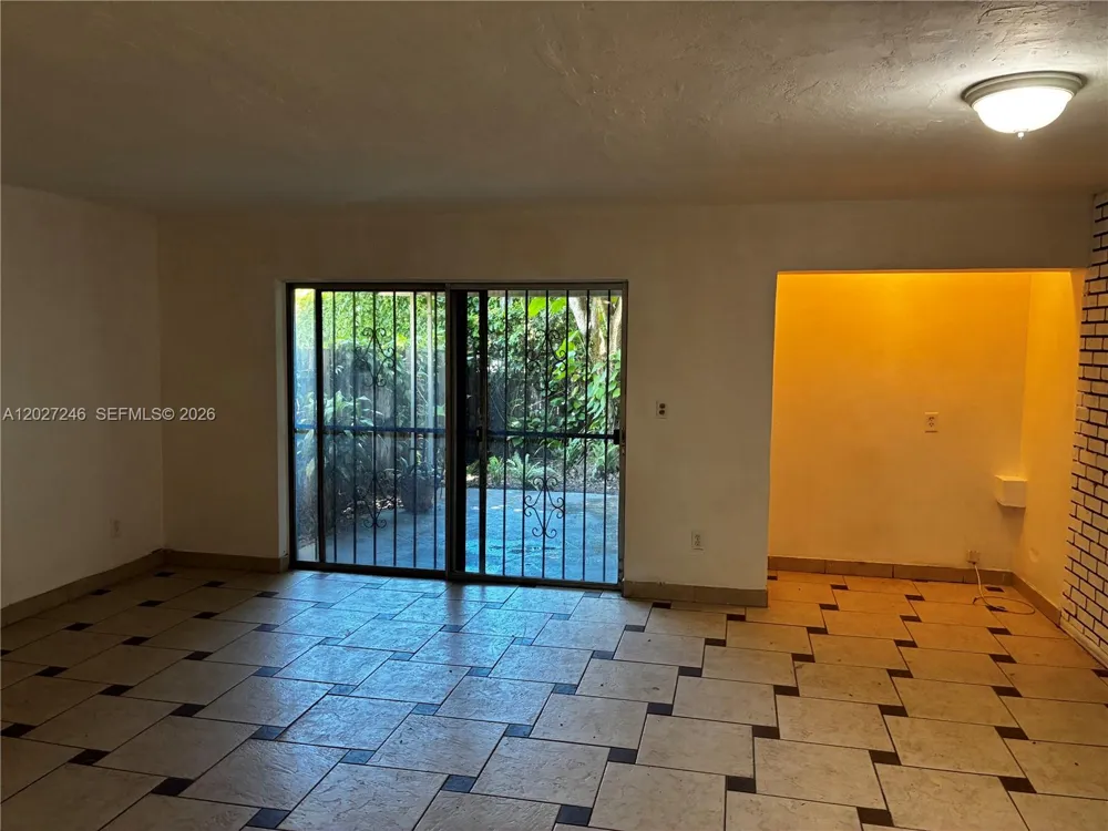 13509 NE 24th Pl North Miami, FL 33181