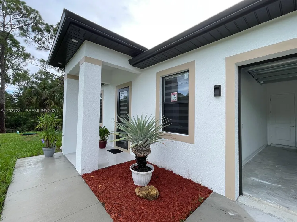 425 Majors Ave #0 Lehigh Acres, FL 33974