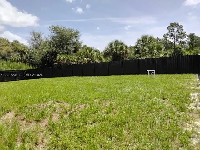 425 Majors Ave #0 Lehigh Acres, FL 33974