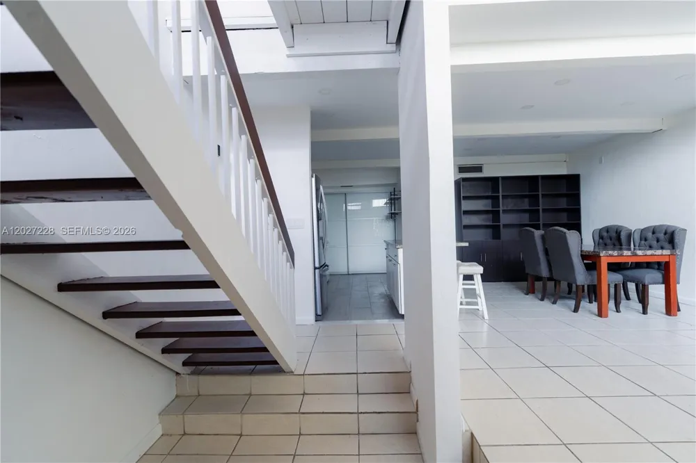 19200 NE 25th Ave #322C Miami, FL 33180