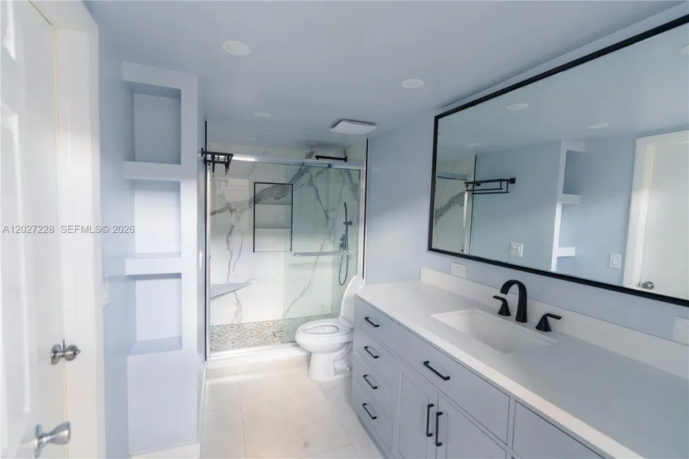 19200 NE 25th Ave #322C Miami, FL 33180