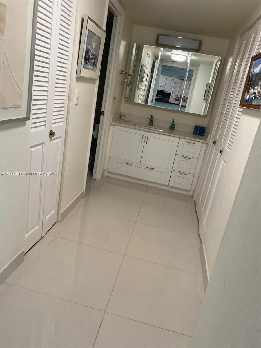 9273 Collins Ave #506 Surfside, FL 33154
