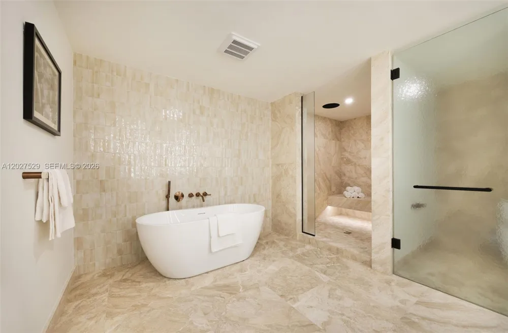 1176 97th St #404 Bay Harbor Islands, FL 33154