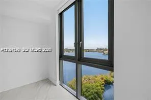 17111 Biscayne Blvd #1210 North Miami Beach, FL 33160