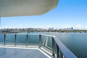 17111 Biscayne Blvd #1210 North Miami Beach, FL 33160