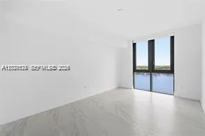 17111 Biscayne Blvd #1210 North Miami Beach, FL 33160