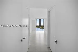 17111 Biscayne Blvd #1210 North Miami Beach, FL 33160