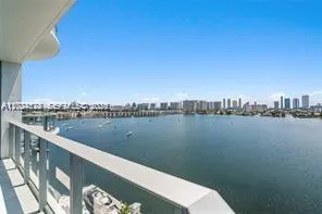 17111 Biscayne Blvd #1210 North Miami Beach, FL 33160