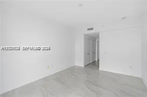17111 Biscayne Blvd #1210 North Miami Beach, FL 33160